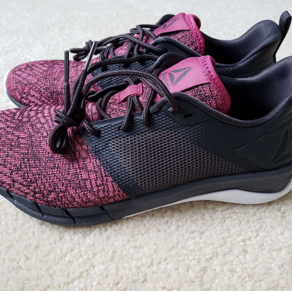 Reebok print run women 7.5 NEW!